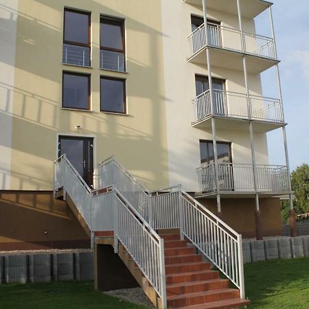Apartament Kapitanski Bursztynowe Komnaty Дарлувко Экстерьер фото